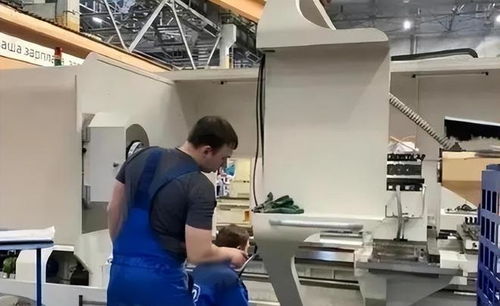 西方制裁下俄羅斯工廠受挫，中國供應(yīng)鏈韌性凸顯戰(zhàn)略遠(yuǎn)見